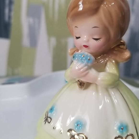 Josef Originals Ecology Series Forget Me Not Girl Figurine 1960's - Picture 1 of 14